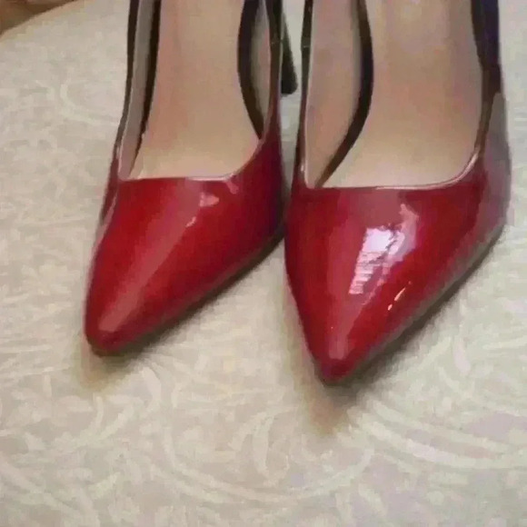 SHOES Republic LA Women's Heels - Picture 8 of 15